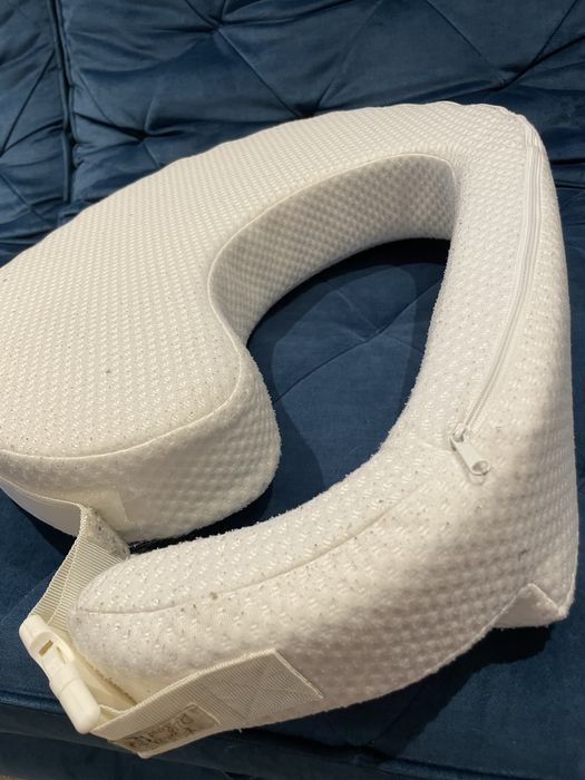 Подушка для годування