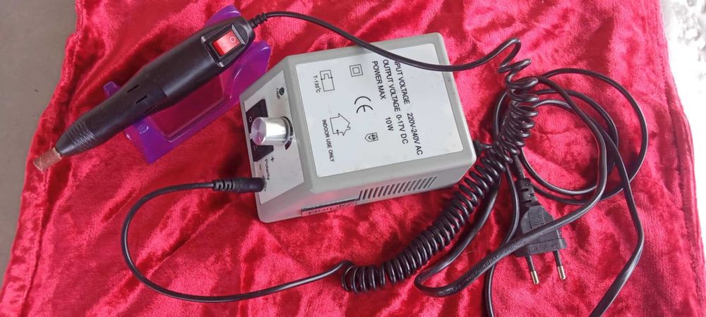 Broca unhas Purple. Dá para tirar peles dos calcanhares.