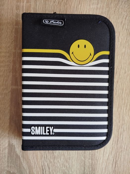 Plecak szkolny HERLITZ Be.Bag Airgo SMILEY plus GRATIS