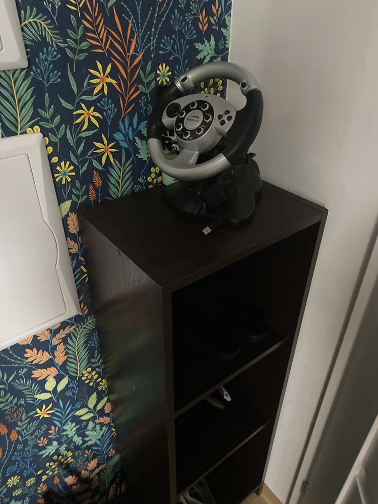 Konsola Ps4 slim 1tb!jak Nowa!+Fortnite komplet stacja oryginalne pady
