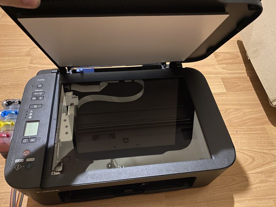 Кольоровий принтер Canon Pixma TS3750i з WiFi
