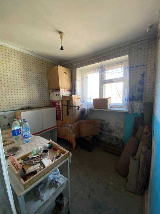 Продам 2-кімнатну квартиру у м. Новоукраїнка