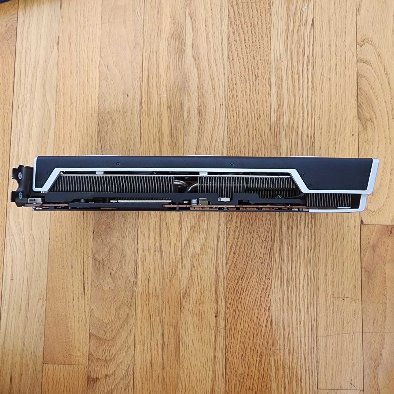 Відеокарта AMD Radeon RX 6800 XT 16GB GDDR6 | Стан: відмінний