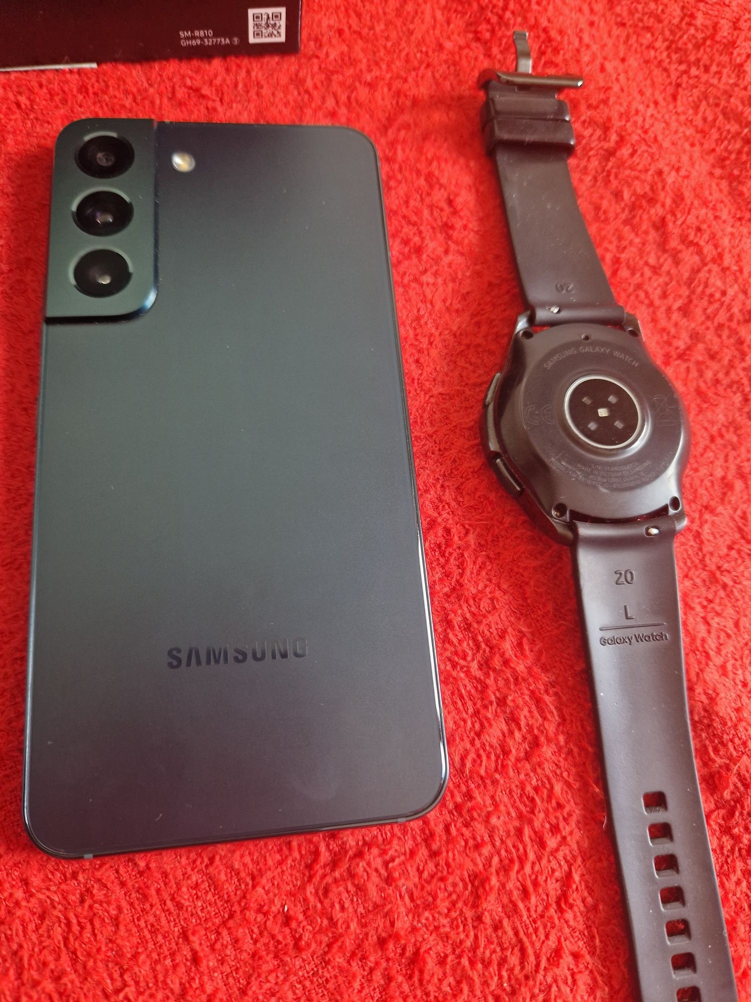 Samsung galaxy S22 2sim официальный + Samsung galaxy watch 42mm