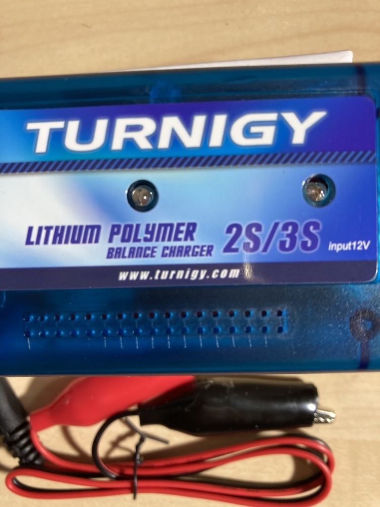 Carregador bateria Turnigy 12v Charger Balance 2S / 3S - Novo