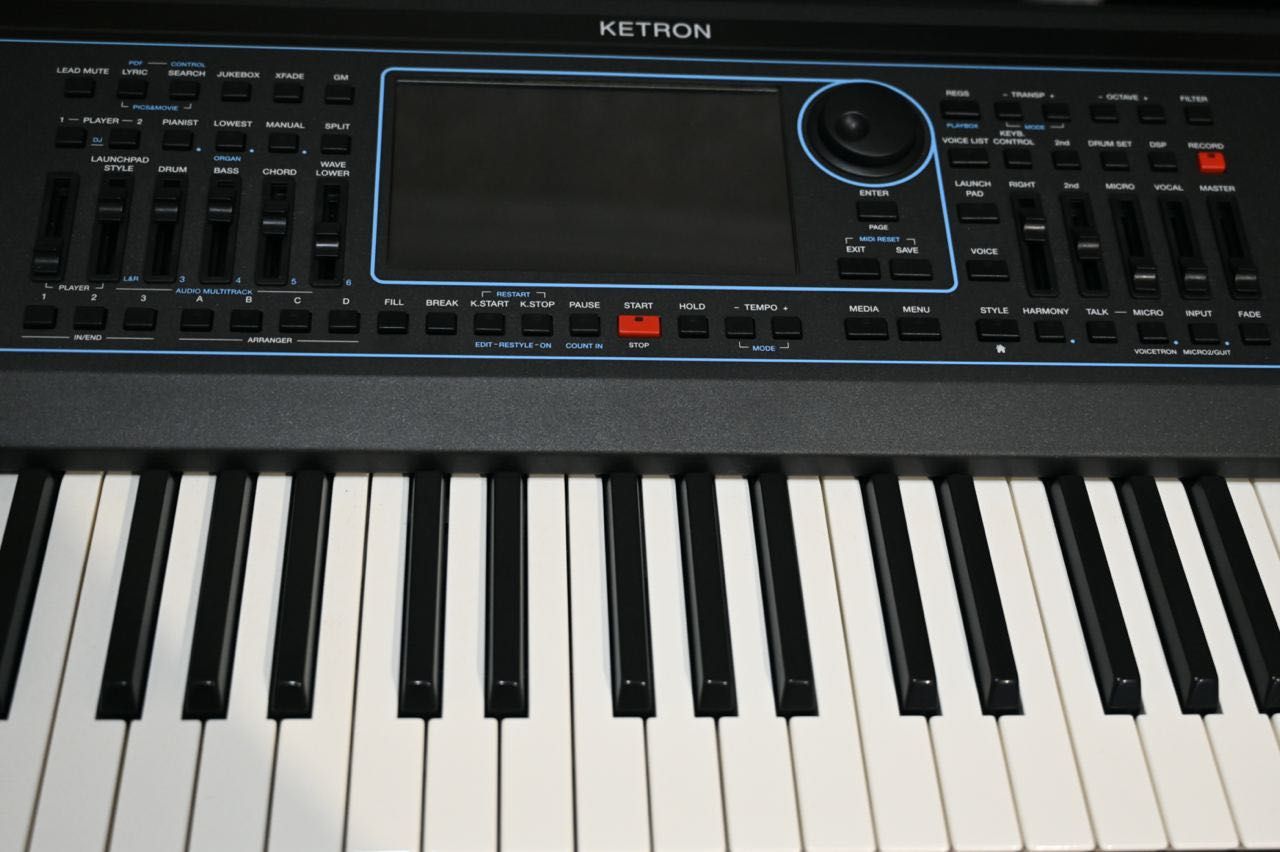Ketron SD9 синтезатор