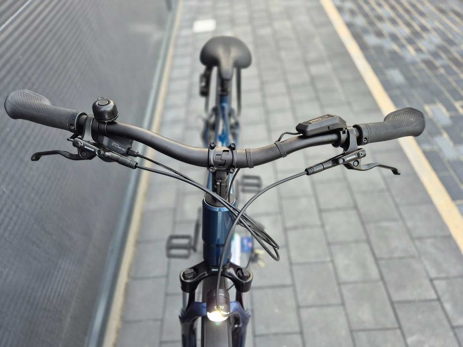 Rower elektryczny CUBE Touring ONE 625 Wh 2024 r L/56cm 1054 km ZOBACZ