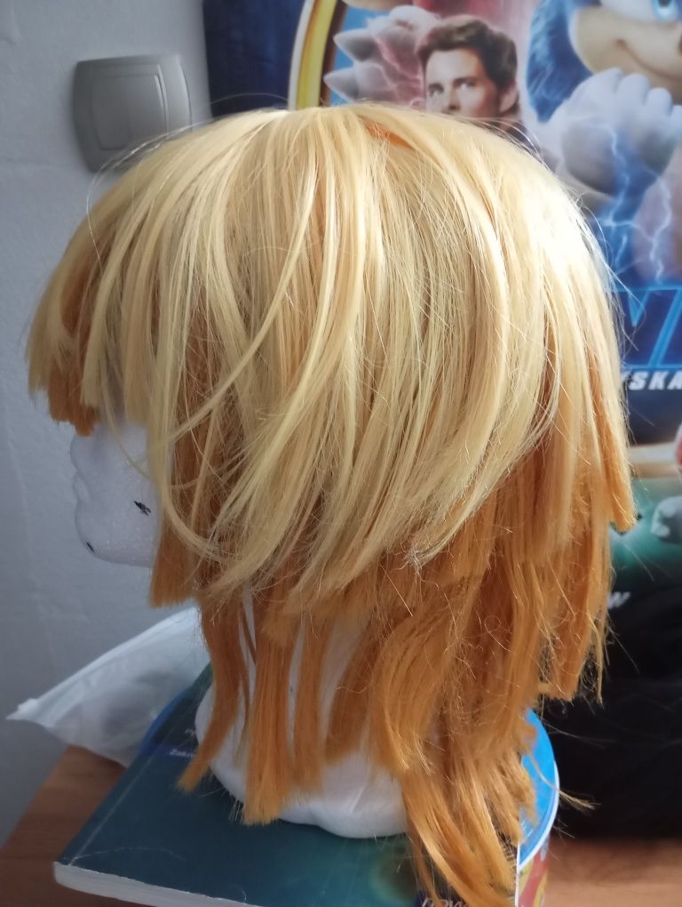 peruka zenitsu cosplay