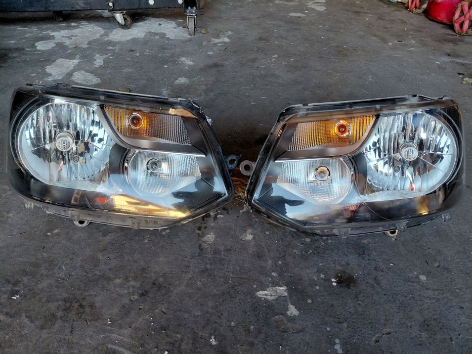 Фари на Volkswagen  T5 GP