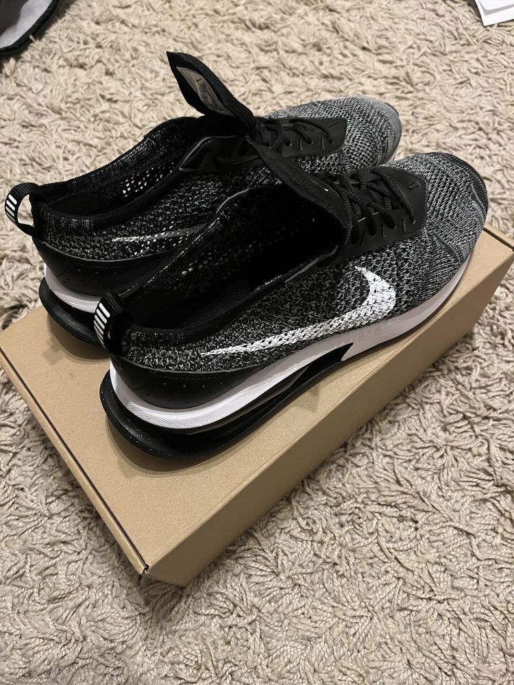 Buty nike air max flyknit oreo 43