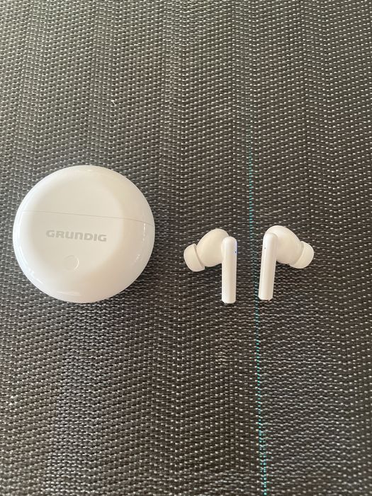 Auriculares Bluetooth GRUNDIG