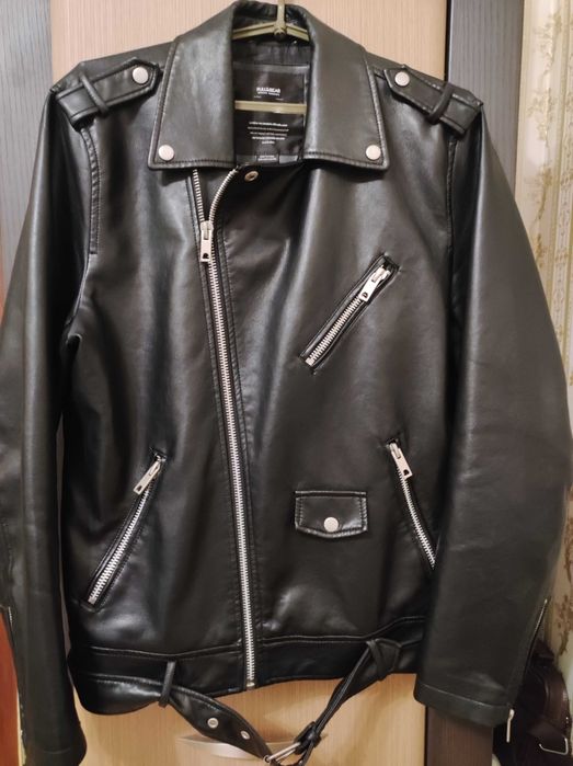 Продам куртку мужскую