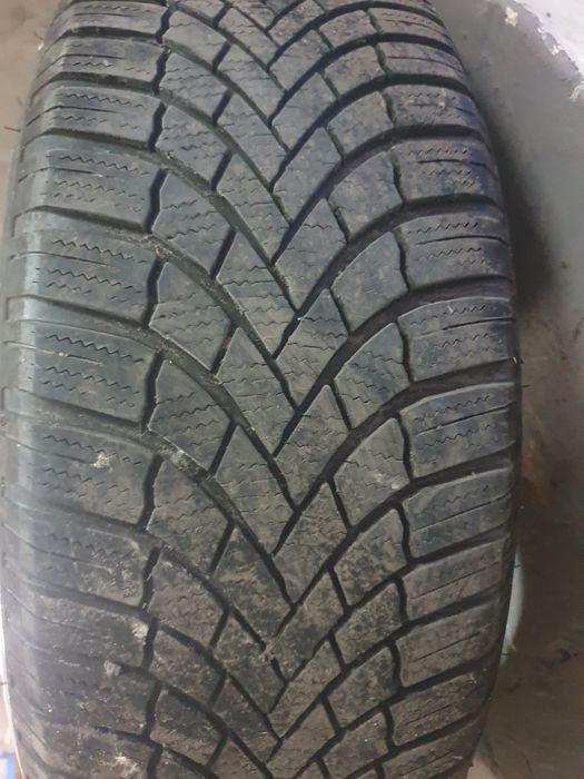 Koła Audi A4  B8 205/60/16z roku 2023  Bridgestone