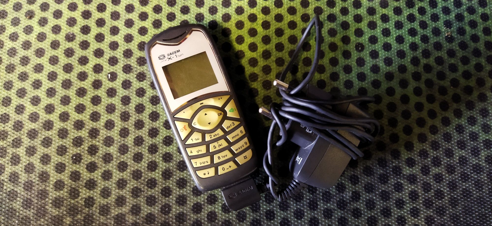 Sagem my100x + Ładowarka Org i Inne Telefony