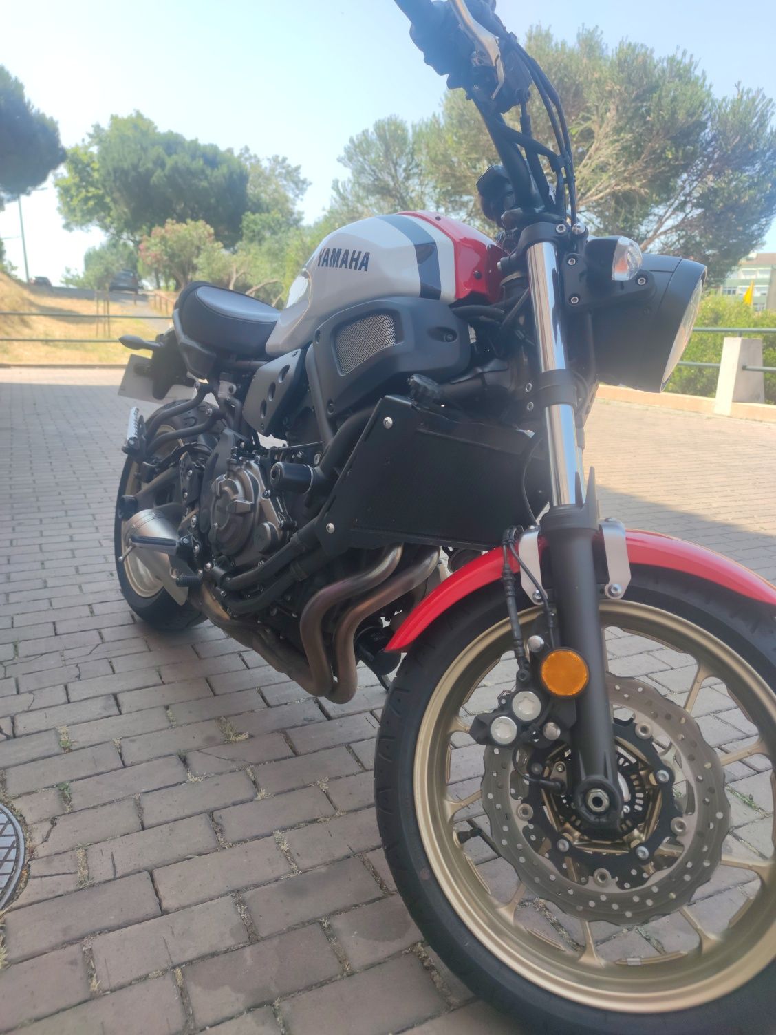 Moto Yamaha xsr 700
