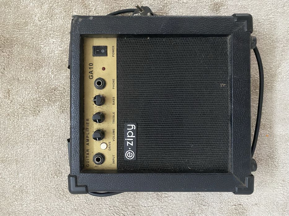 Vendo duas castiçais antiguas. Urgente
