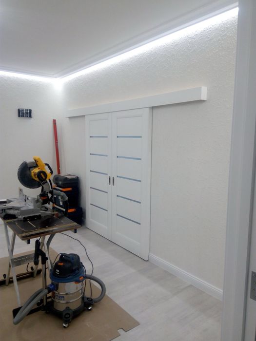 Установка дверей Лозовая