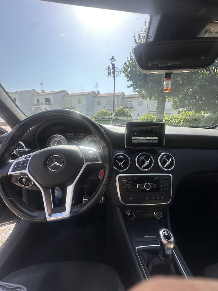 Mercedes Classe A 180 pack AMG
