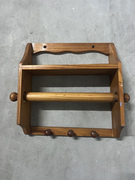 Prateleira em perfeitas condições