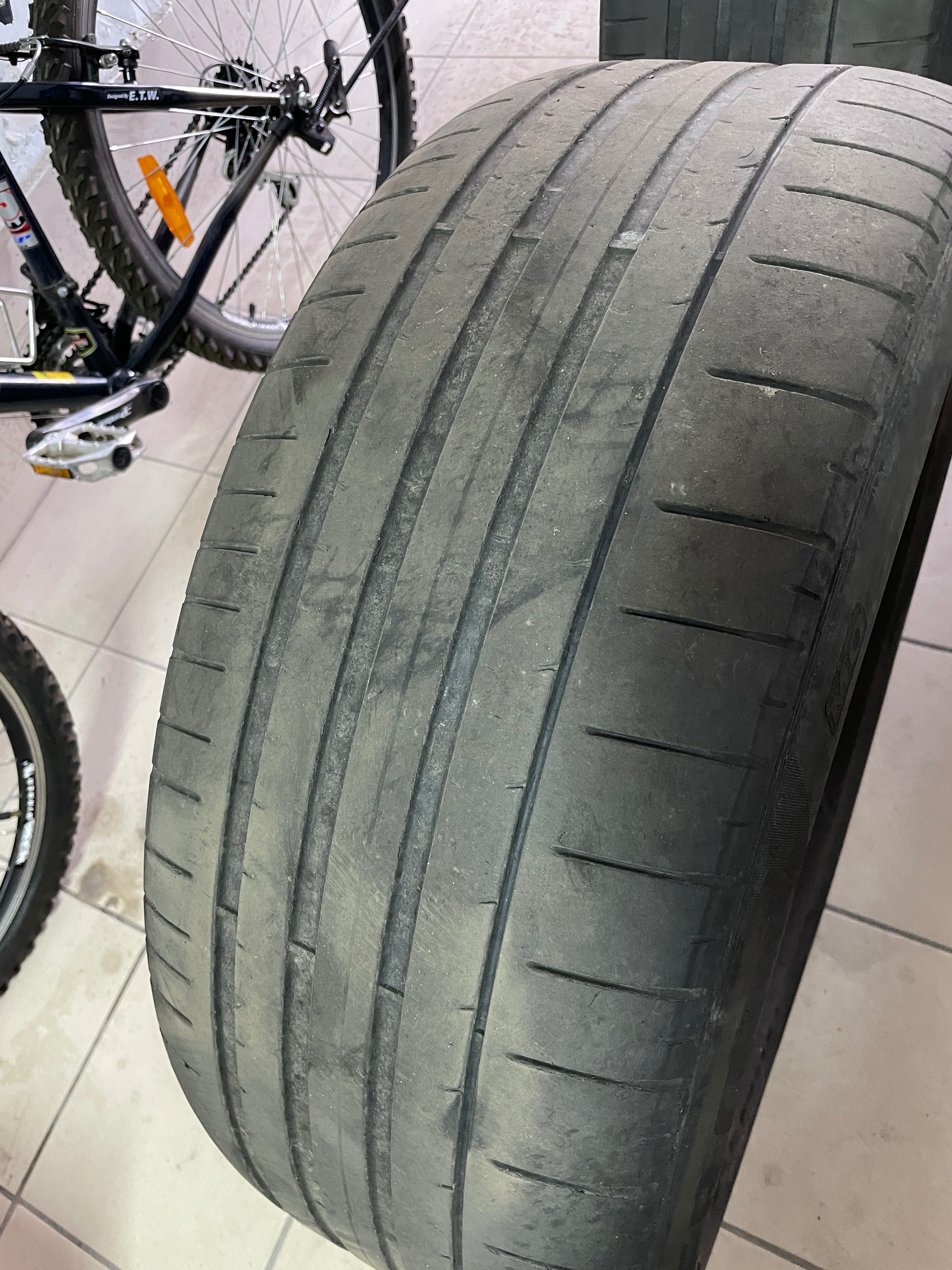 Pirelli P ZERO 275 50 R20 113W лето