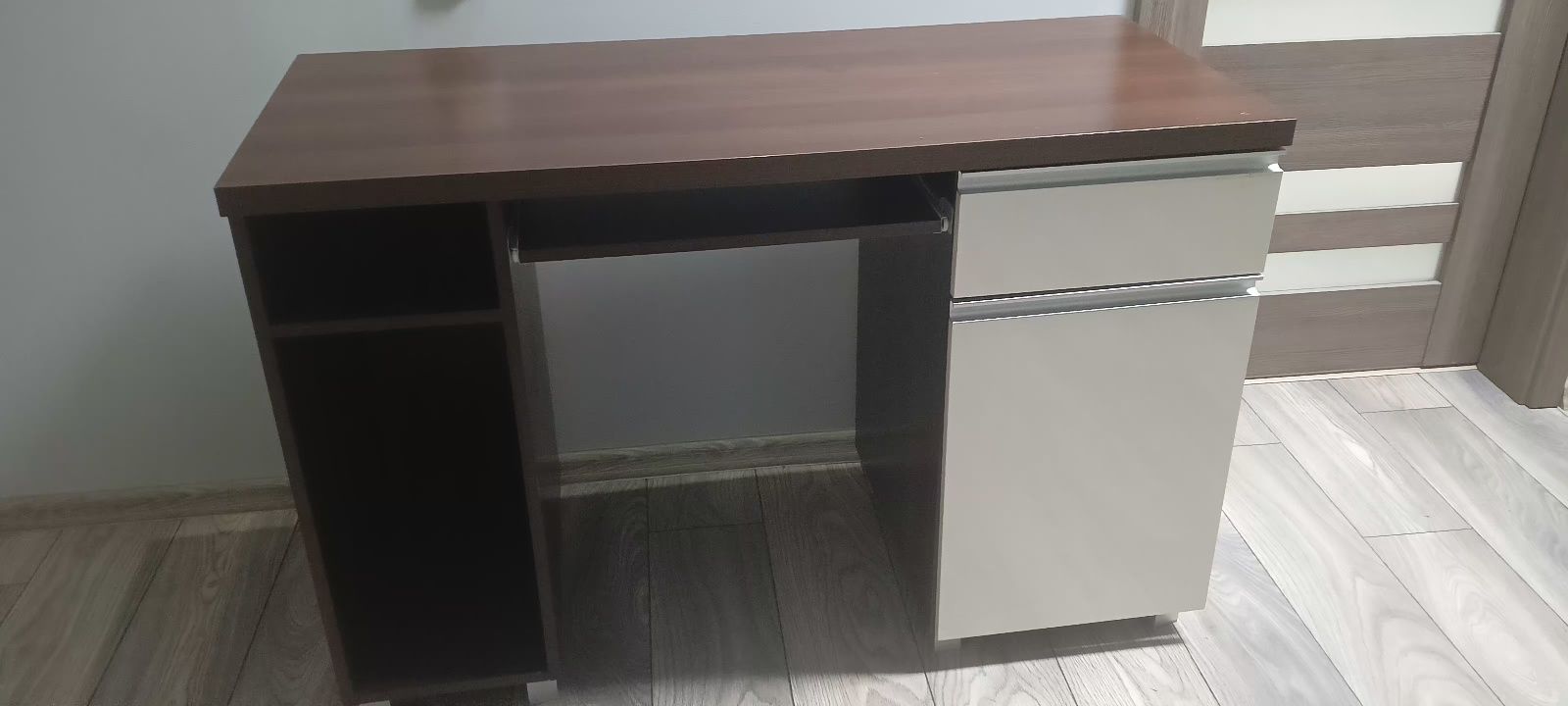 Biurko szkolne młodzieżowe