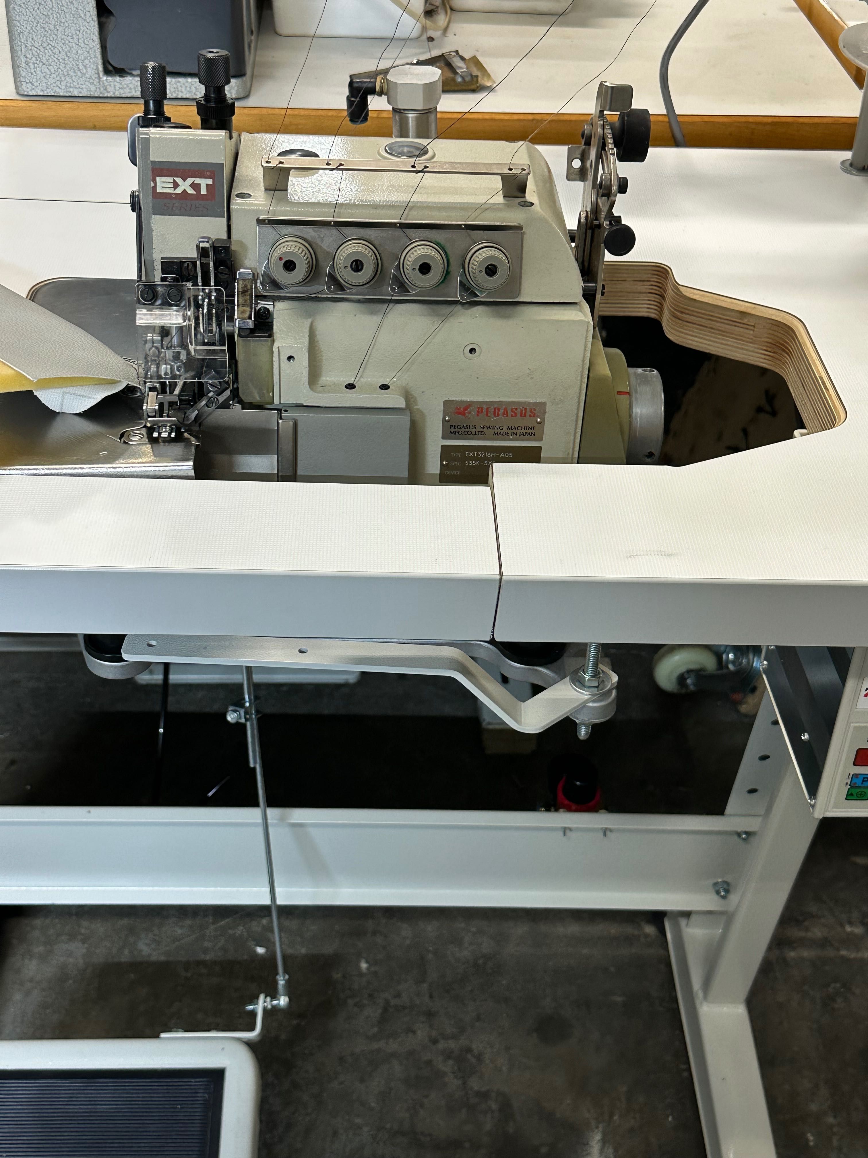 Overlock Pegasus EXT3216H podwójny transport