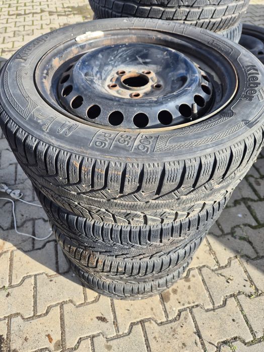 Felgi stalowe z oponami Ford 205x55x16