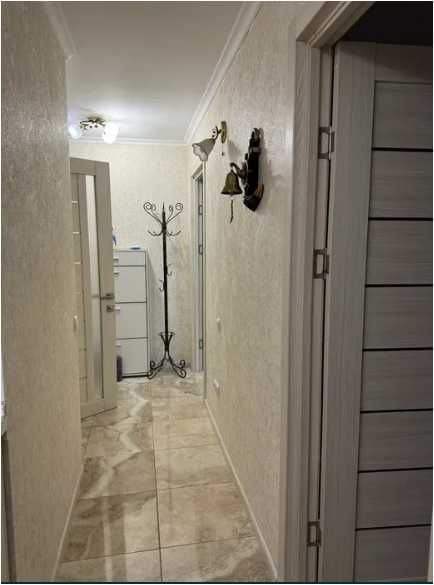 Продам 2-х комнатную с Евроремонтом квартиру на Черемушках