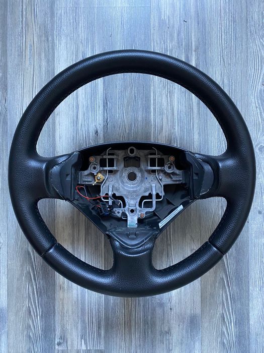 Перетяжка руля шкірою та  каучуковым материалом