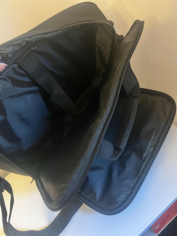 Jak NOWA torba Targus na laptopa