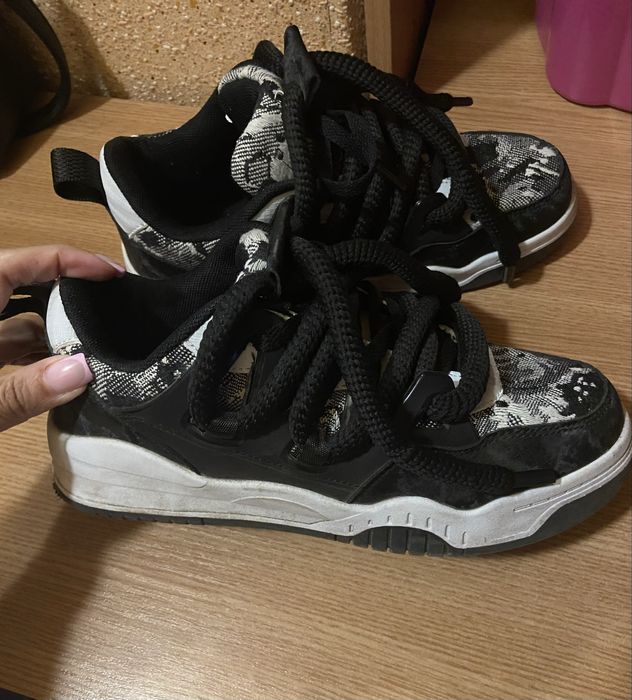 Продам кросівки - кеди