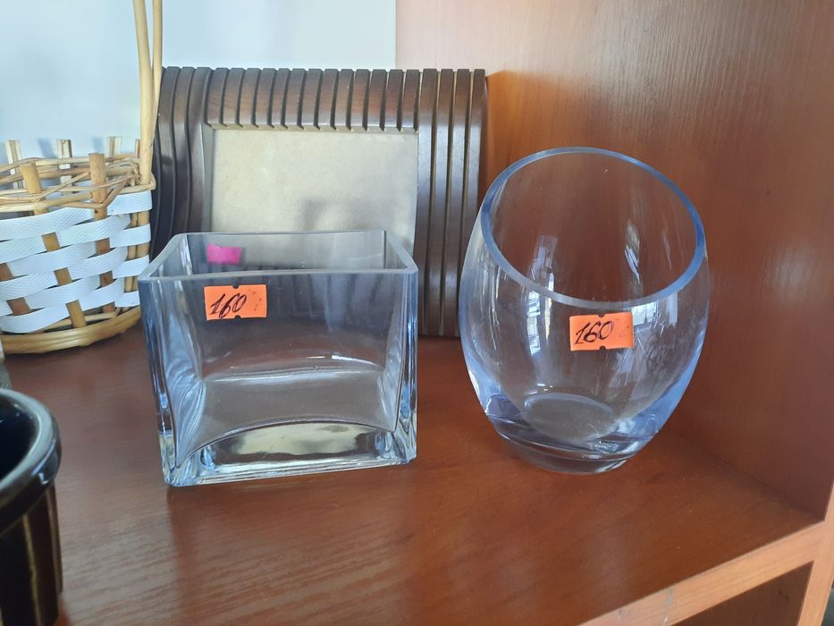 Скляні маленькі вази декор