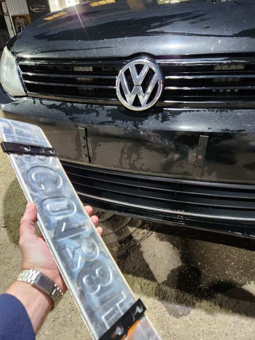 Швидкоз'ємні,безрамкові тримачі номерів (аналог магнітним)