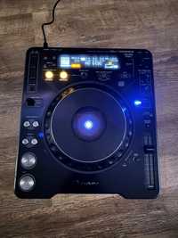 DJ-Проигрыватель Pioneer CDJ-1000MK2.