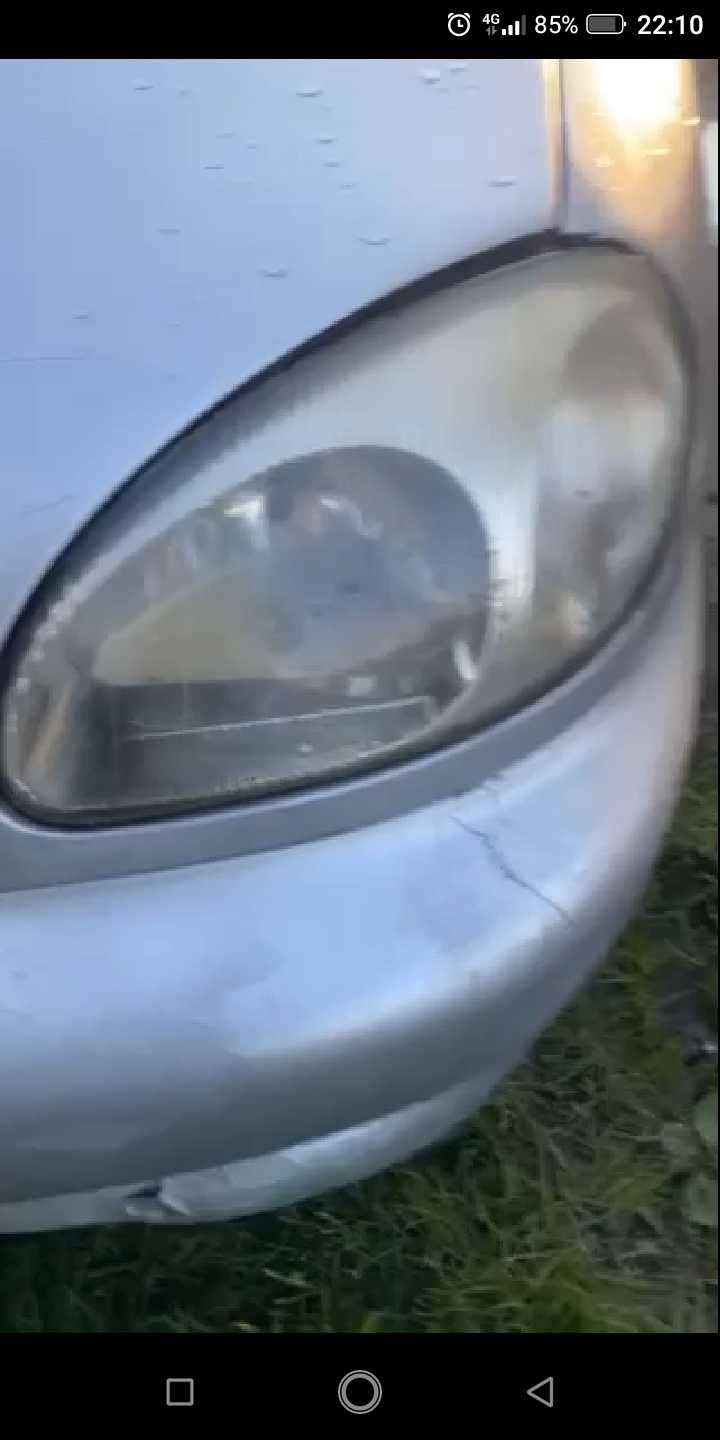 Автомобіль Deawoo