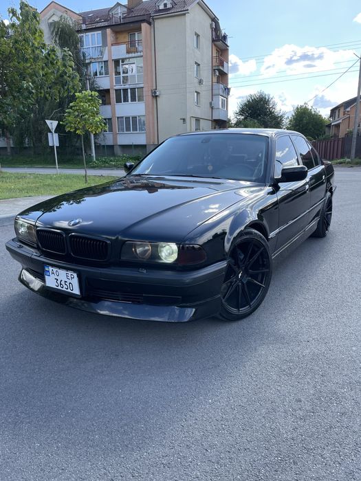 Bmw 735i e38 Гарний стан!