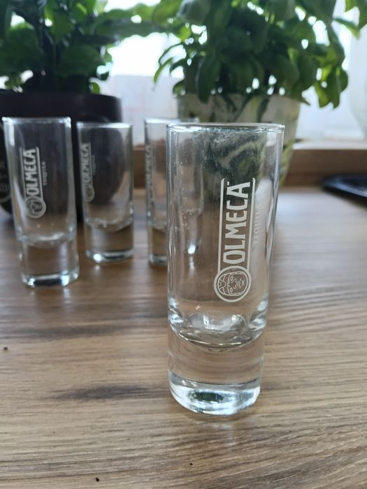 4 kieliszki do Tequila Olmeca