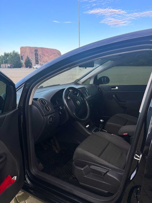 Volkswagen Golf 5 Plus 1.6 MPI