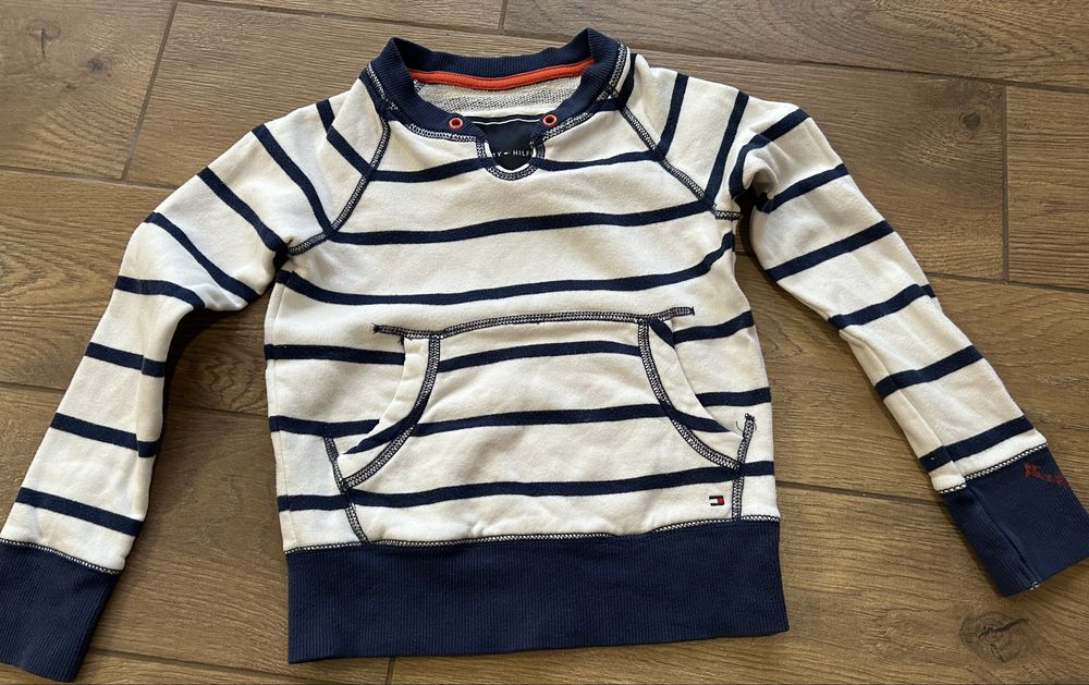 Bluza chłopięca Tommy Hilfiger  122 cm