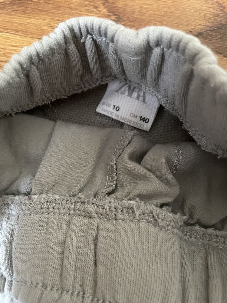 Штани zara бежеві світлі костюм джогери брюки з карманами широкі