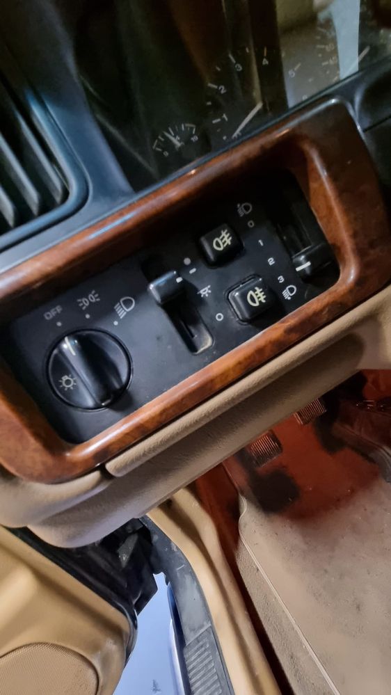 JEEP GRAND CHEROKEE 2.5 td oficial  (manual) 4x4