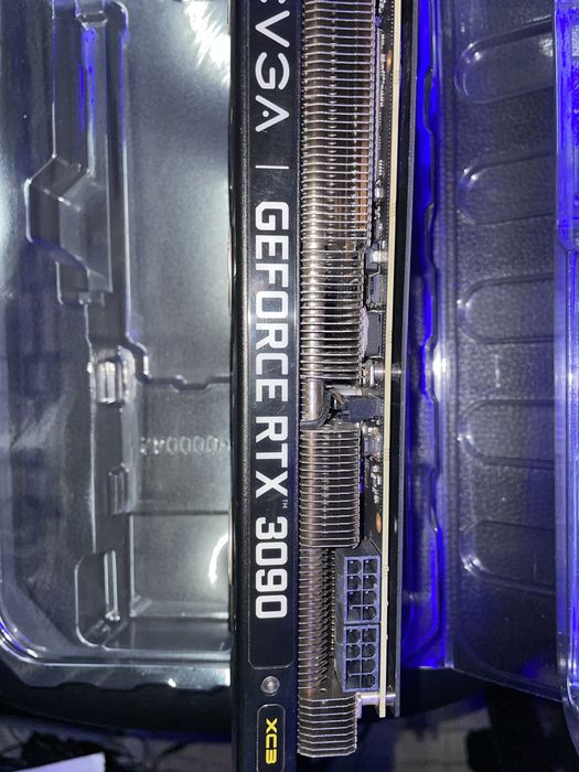 RTX 3090 EVGA XC3 24GB