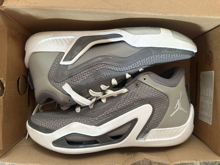 Nike Jordan Tantum 1