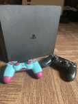 Продам PS 4 Slim 400gb