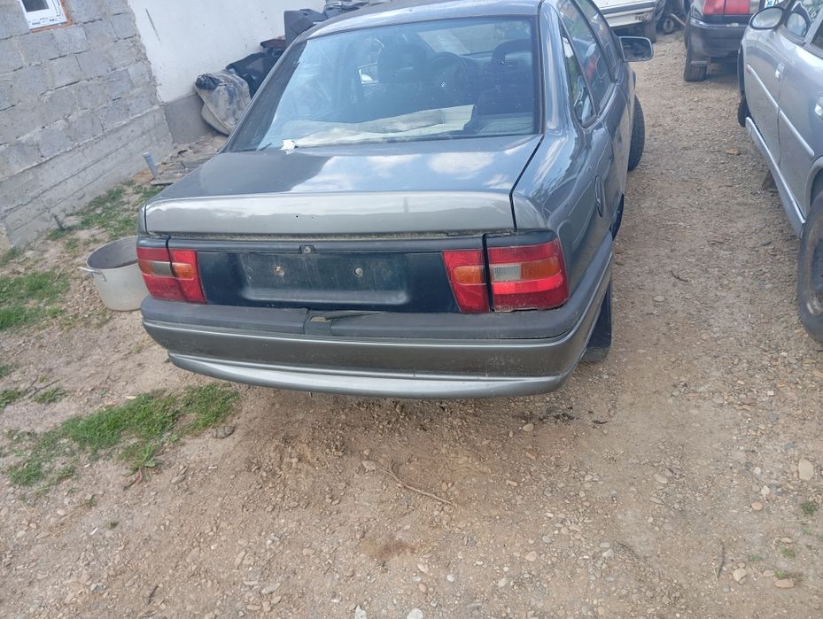 Розборка Опиль Вектра А 2,0 бензин і 1,6