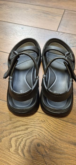 Sandały dla chlopca . Sprandi 36