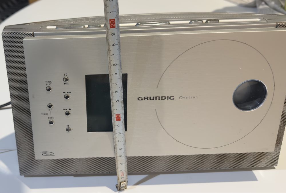 Radio Grundig com CD