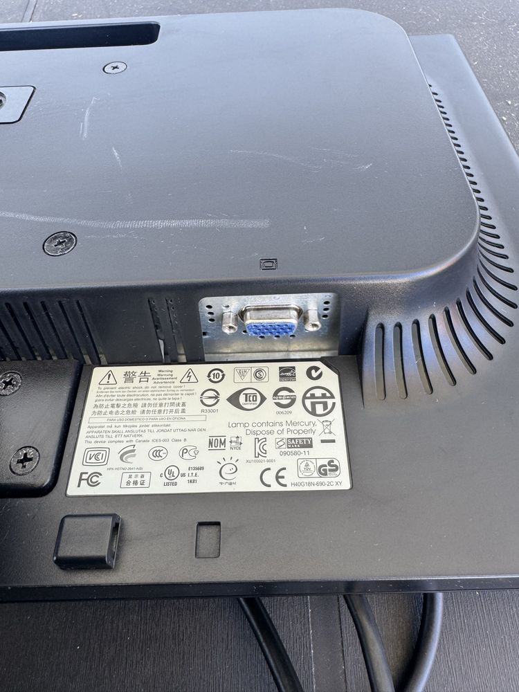 Monitor HP LE18511w