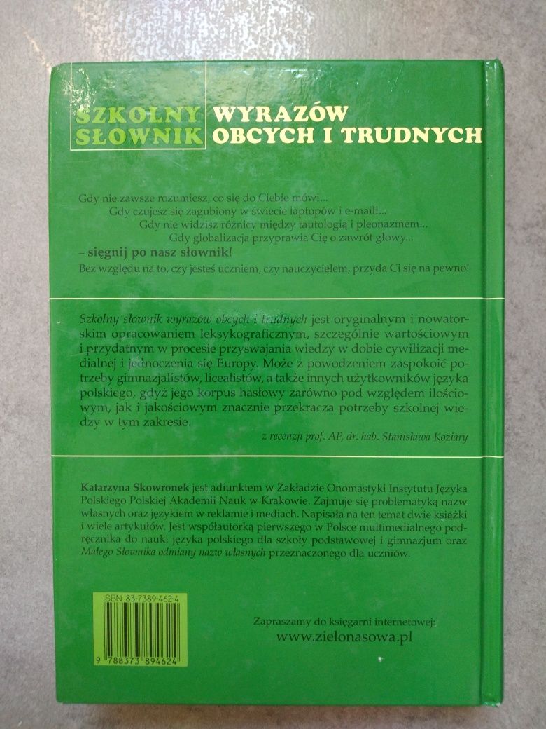 Szkolny słownik wyrazów obcych i trudnych