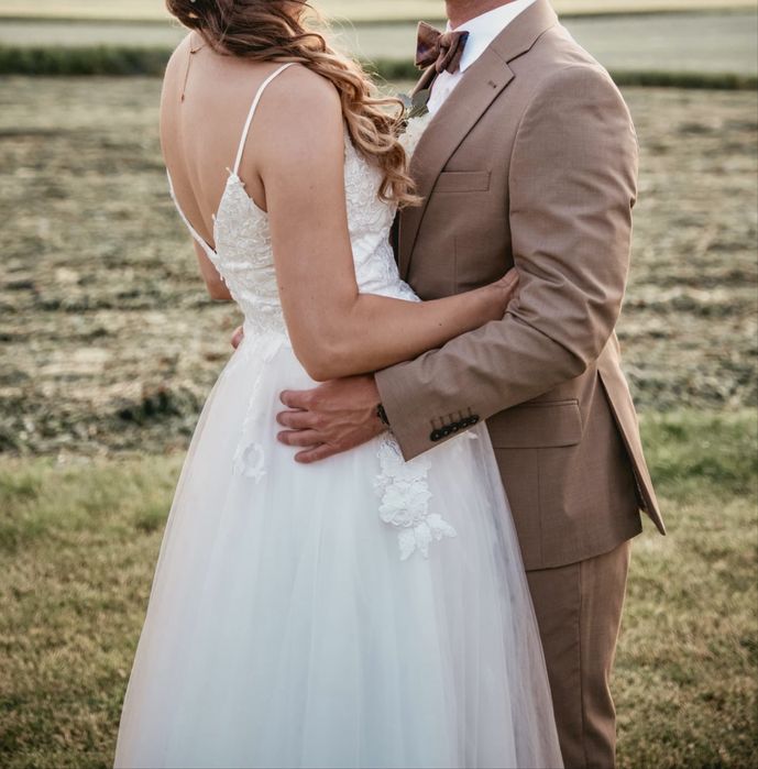 Suknia ślubna biała